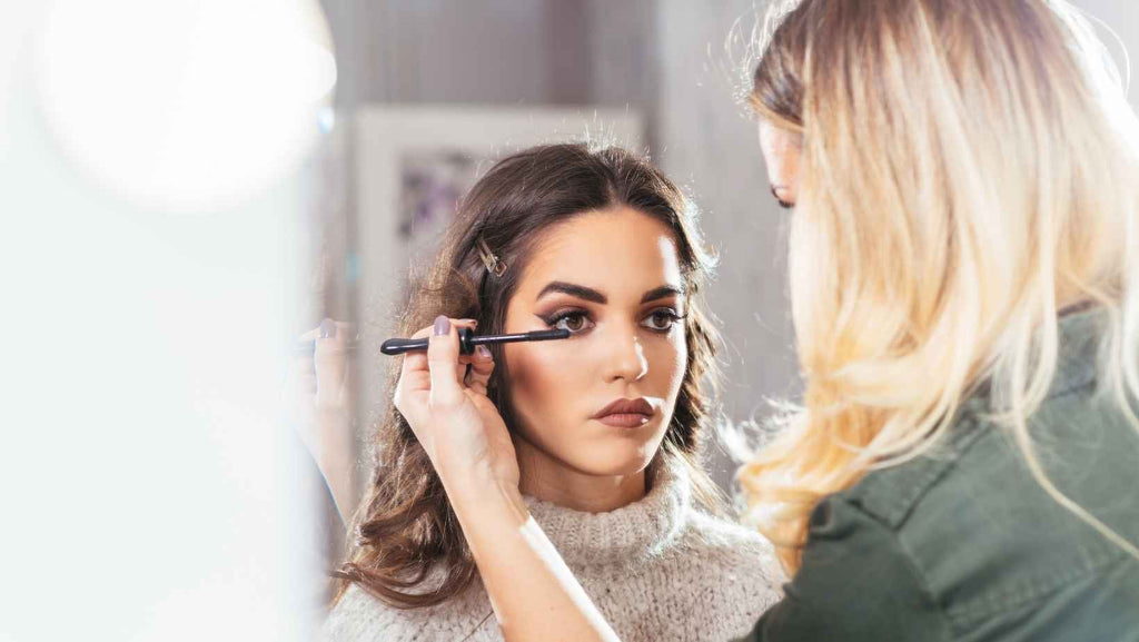 What Are The Career Paths For People Considering Becoming Make Up Artists